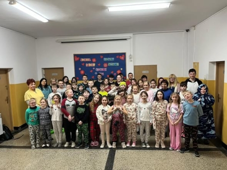 Bal karnawałowy i noc pełna atrakcji w naszej szkole ?✨